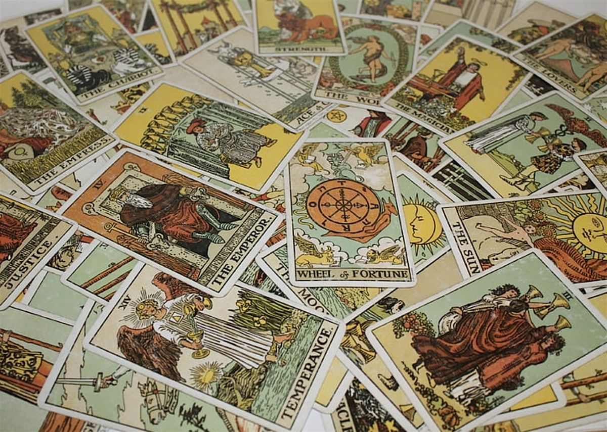 Beginner Tarot Class + Workshop