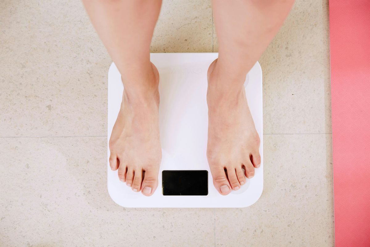 Abnehmen ohne Hungern durch Ern\u00e4hrungsumstellung
