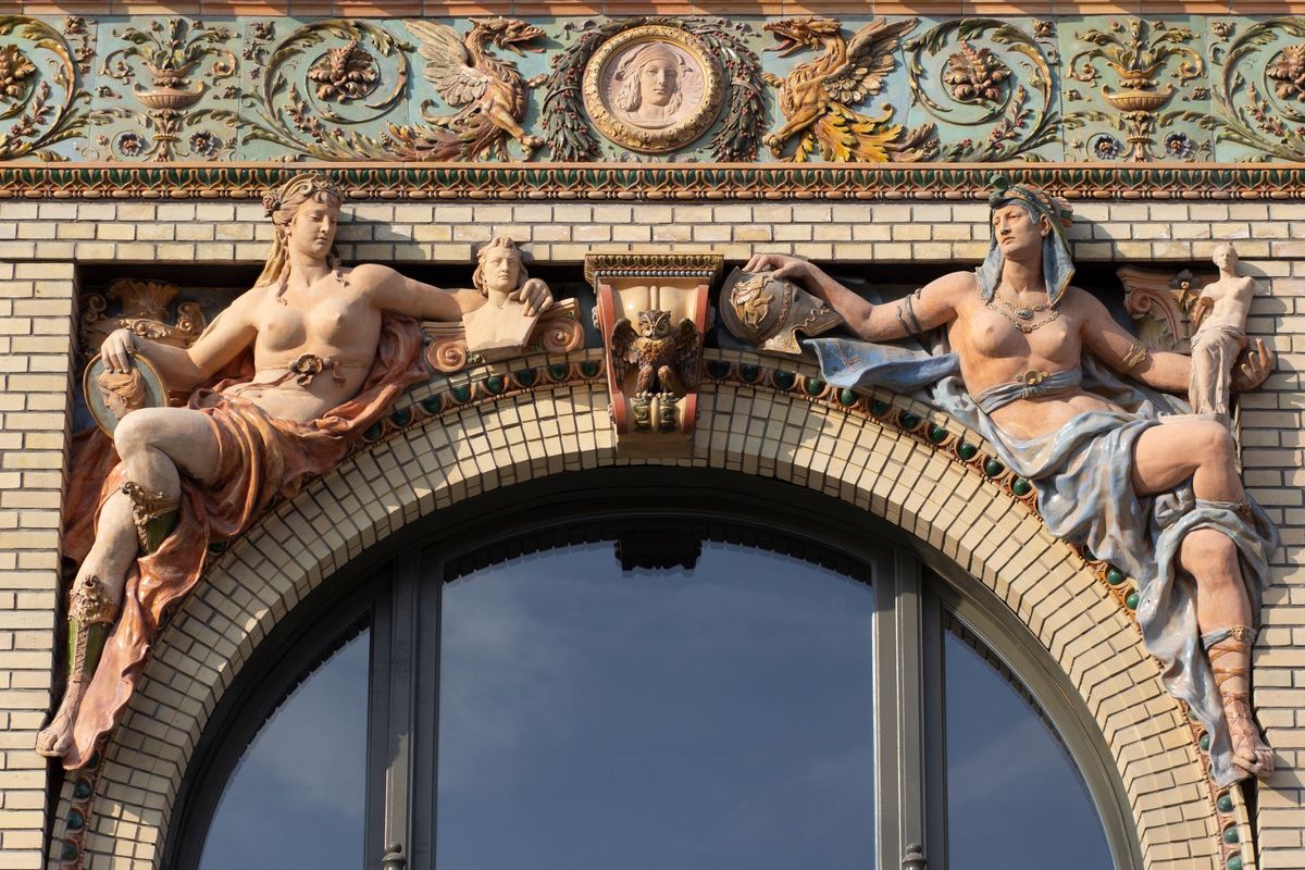 Vienna & Budapest: A Sculptural Dialogue