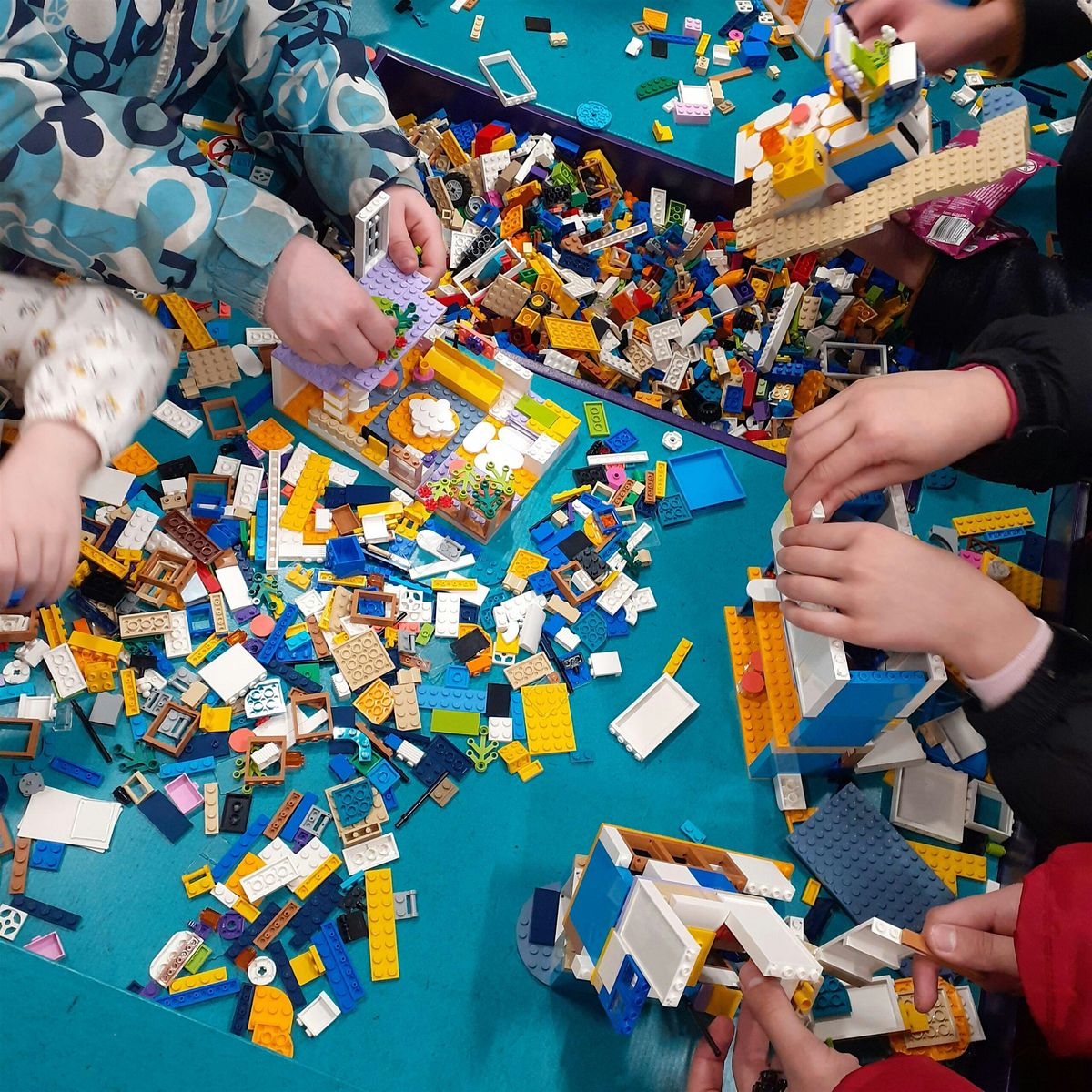 LEGO School Holiday Program - Creative Play Session. (1 hour)