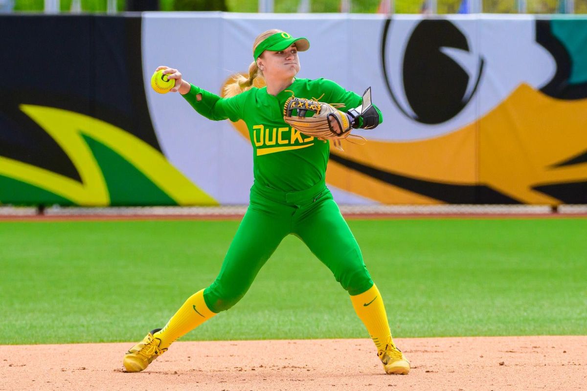 Parking Michigan Wolverines at Oregon Ducks Womens Basketball