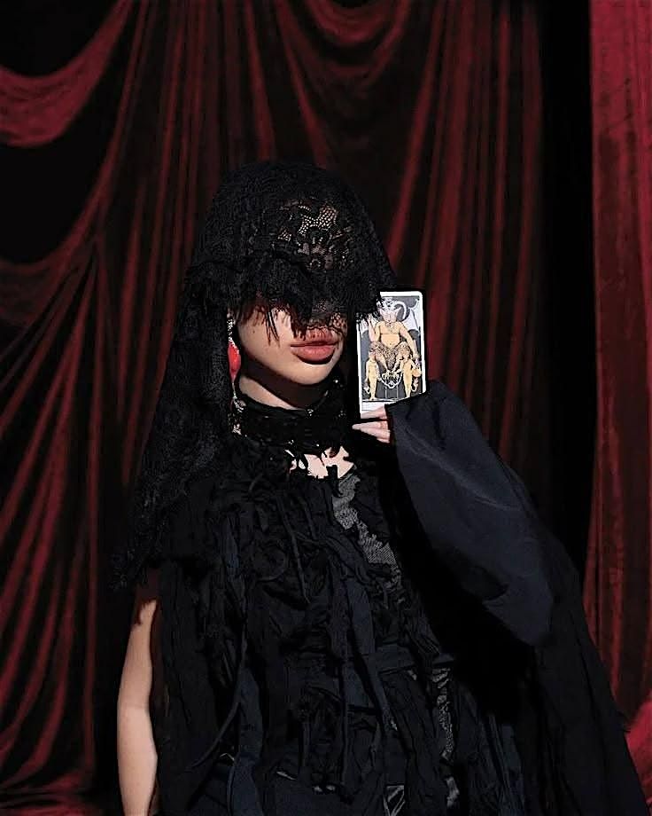 M**der Mystery Party: The S\u00e9ance