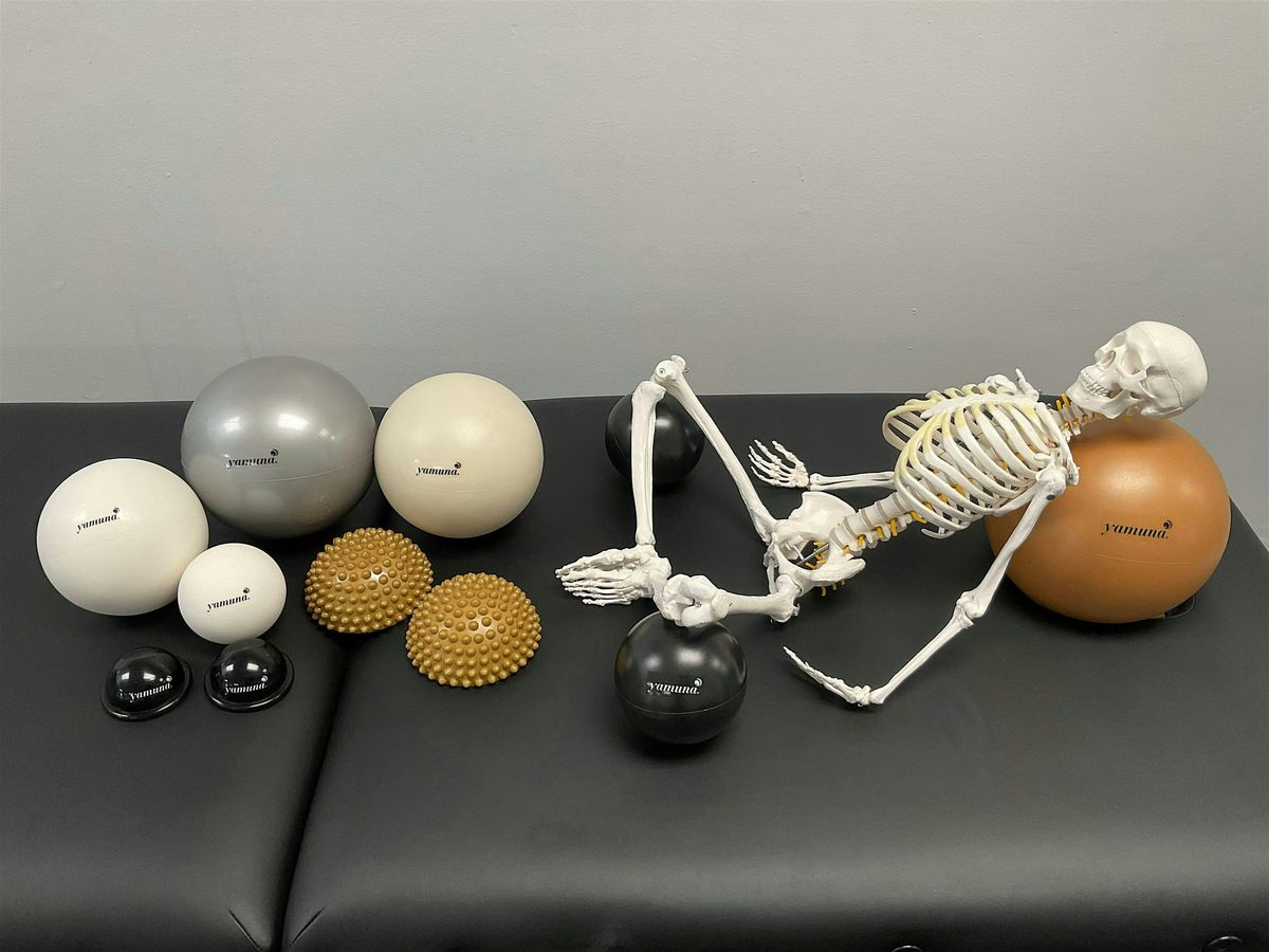 Yamuna Body Rolling: Outer Legs