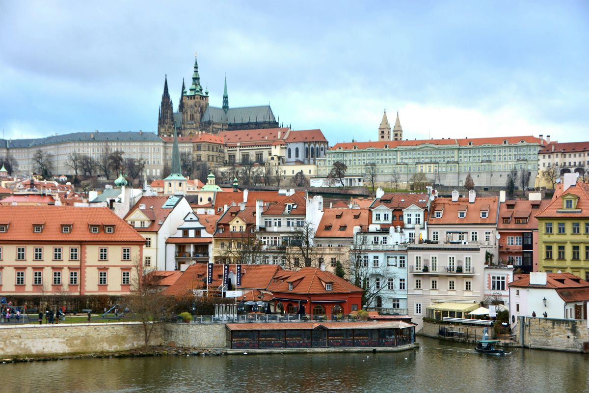 Writing Prague: A Conversation with Cynthia Paces [talk]