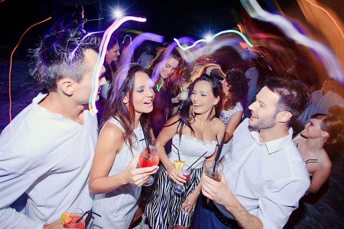 Silvester in Berlin - Silvester Party mit Live Act & DJ - all inclusive