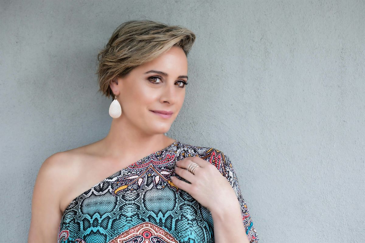 Claire's Petit Cabaret presents NINA FERRO