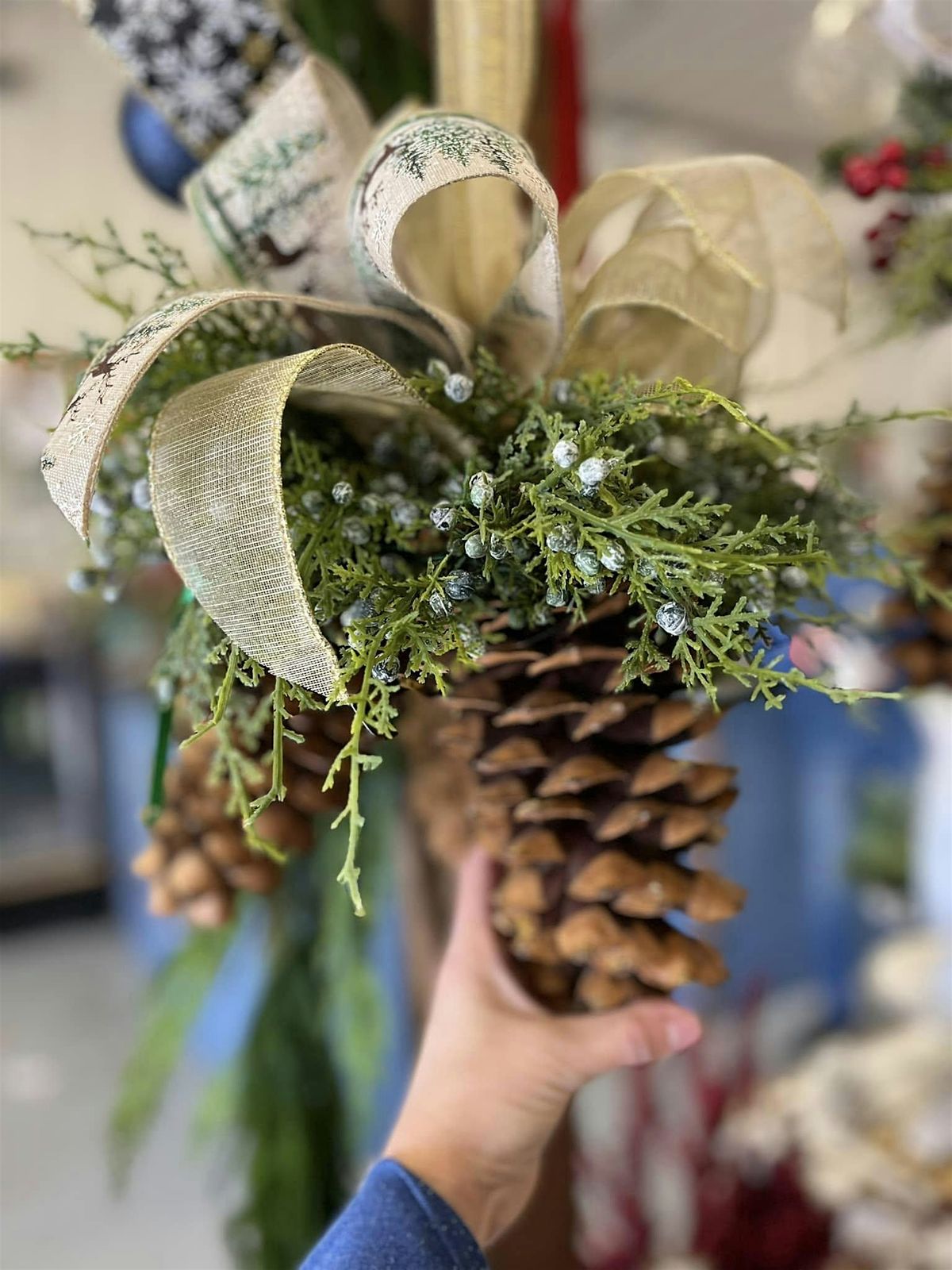 Pinecone Chandelier Workshop