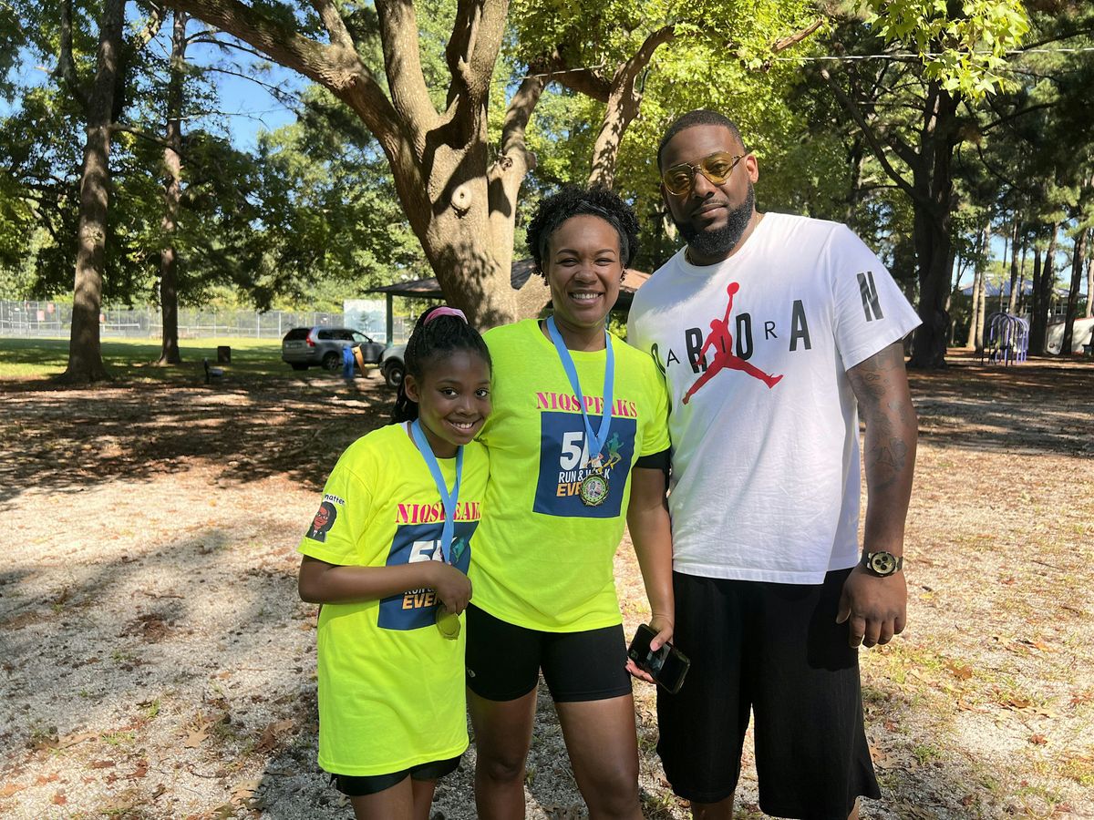 NIQSPEAKS 5K Scholarship Run For Young Creatives And Mental Health Awarenes