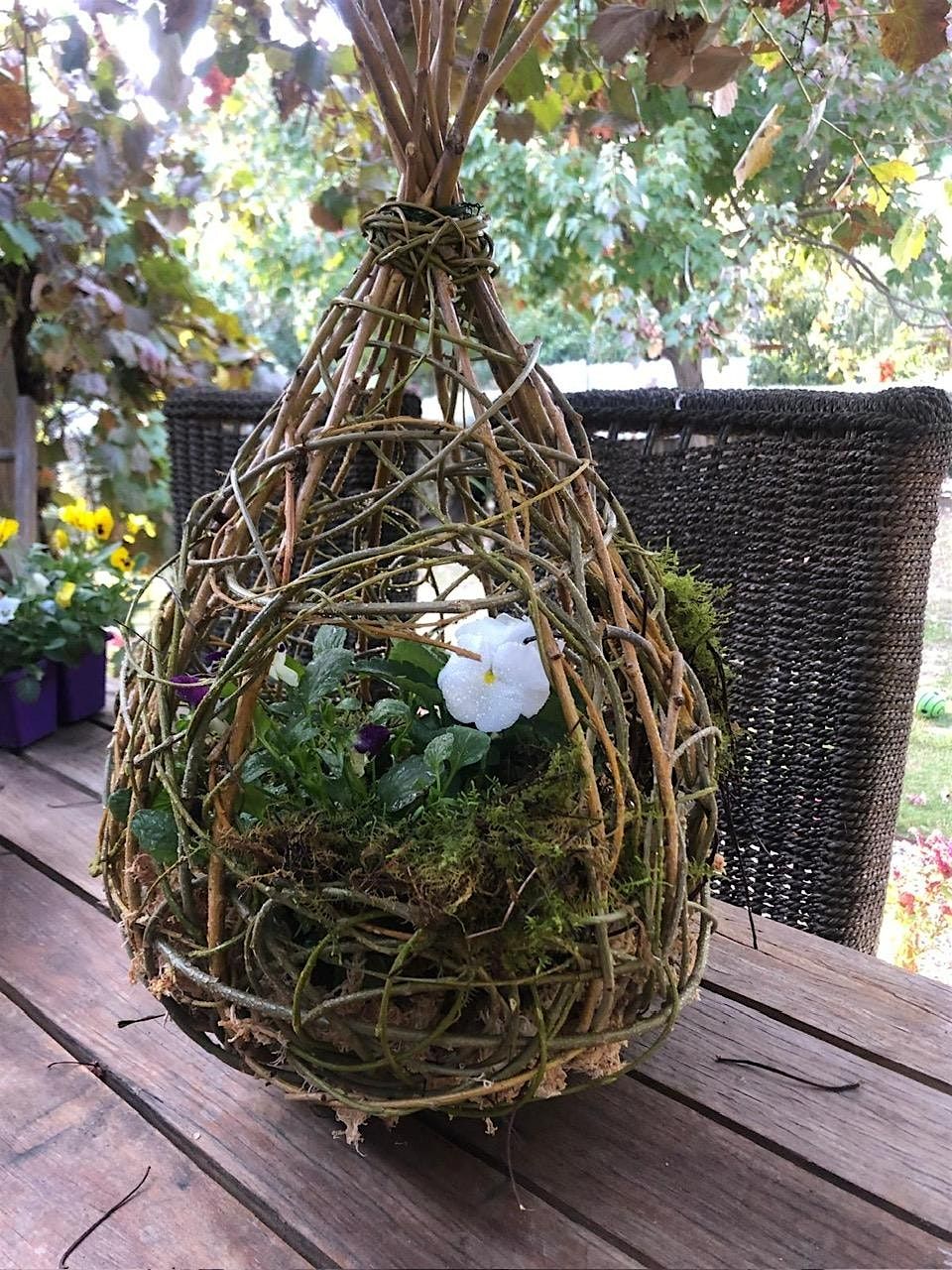Create A Spring Inspired Centre Piece \u2013 With Penny Kerr