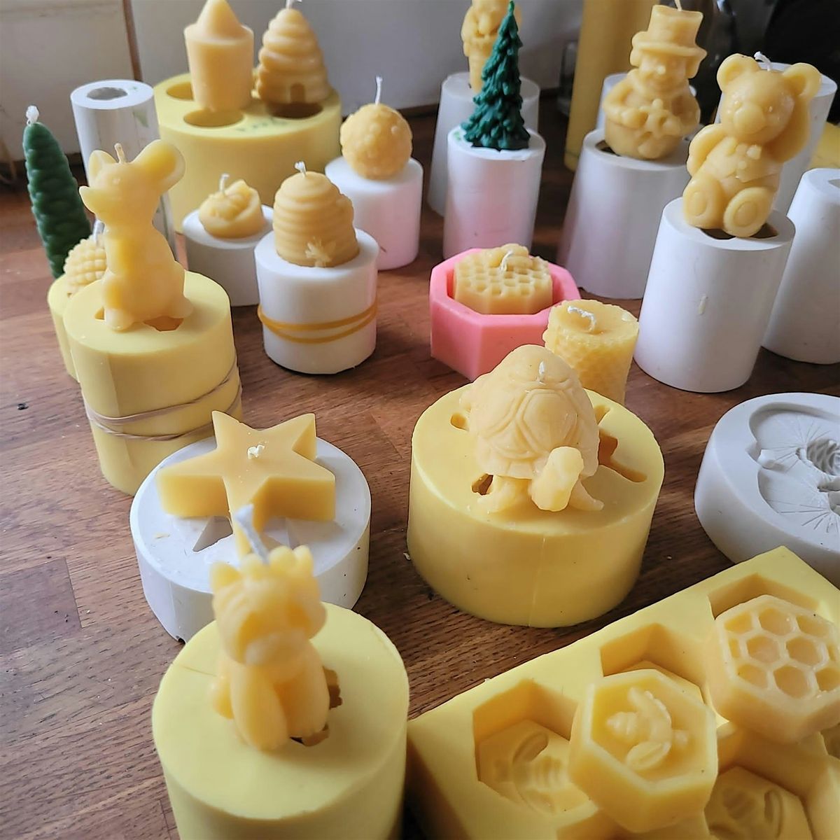 Candle making using Beeswax