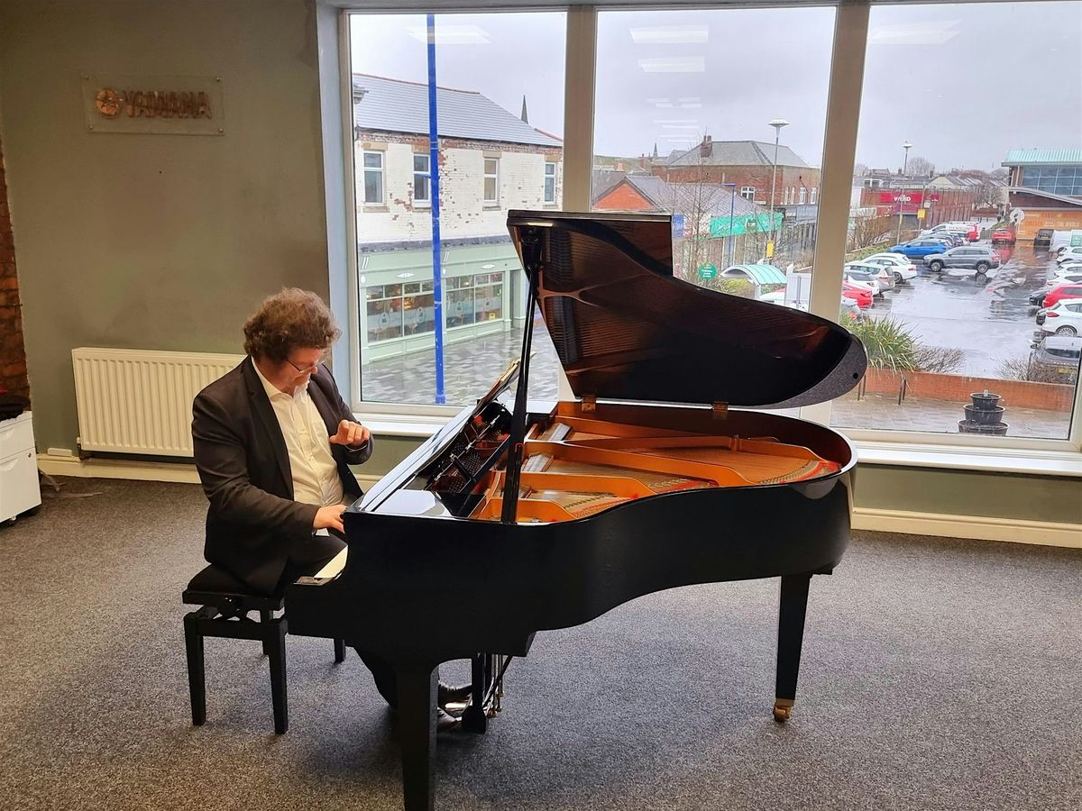 Declan Flannery (Pianist)