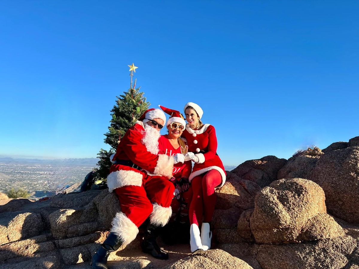 Camelback Santa visit \ud83c\udf85\ud83c\udffc\ud83e\udd36\ud83c\udffb \ud83c\udf84