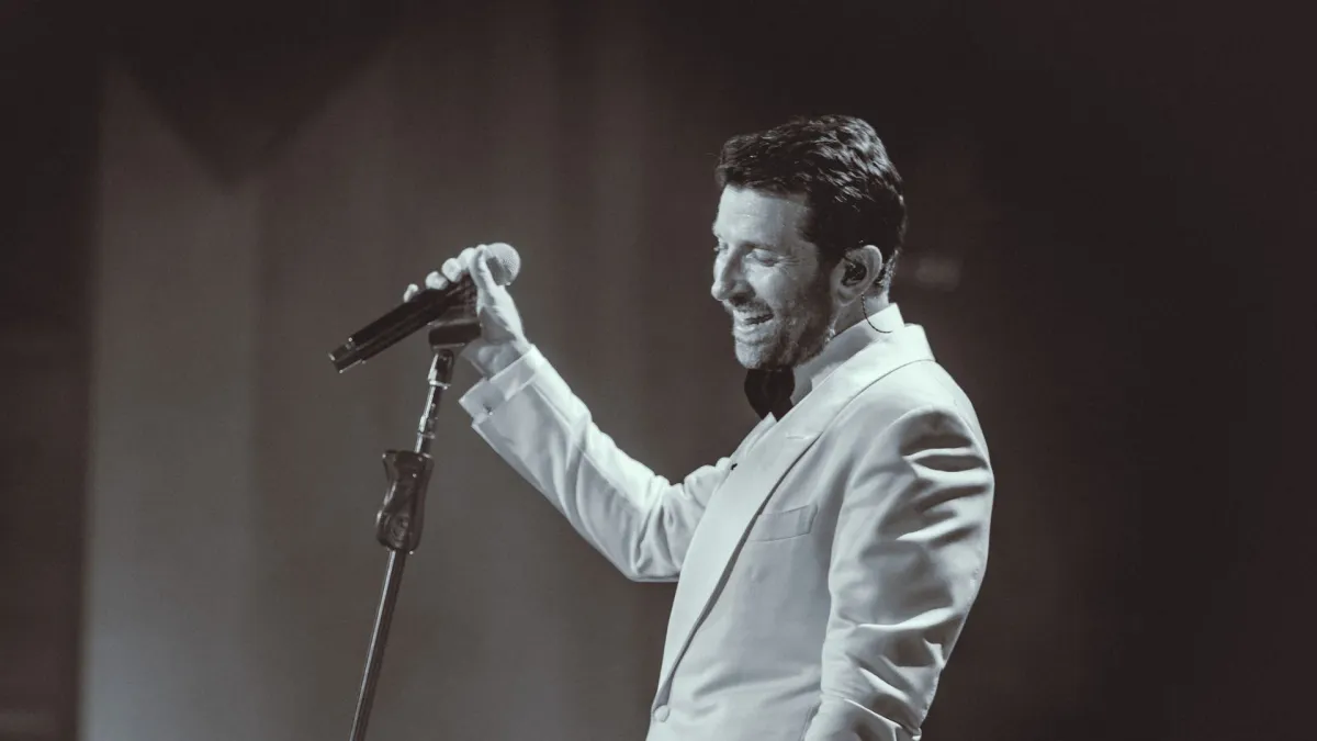 Brett Eldredge in City of New York