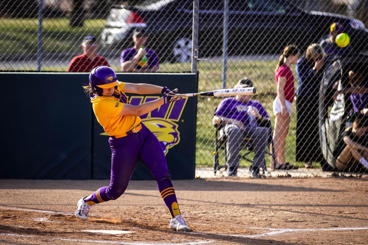 Parking Bradley Braves at Drake Bulldogs Womens Basketball