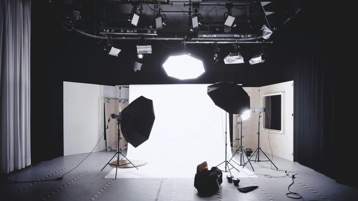 Take Professional Headshots at FMoPA