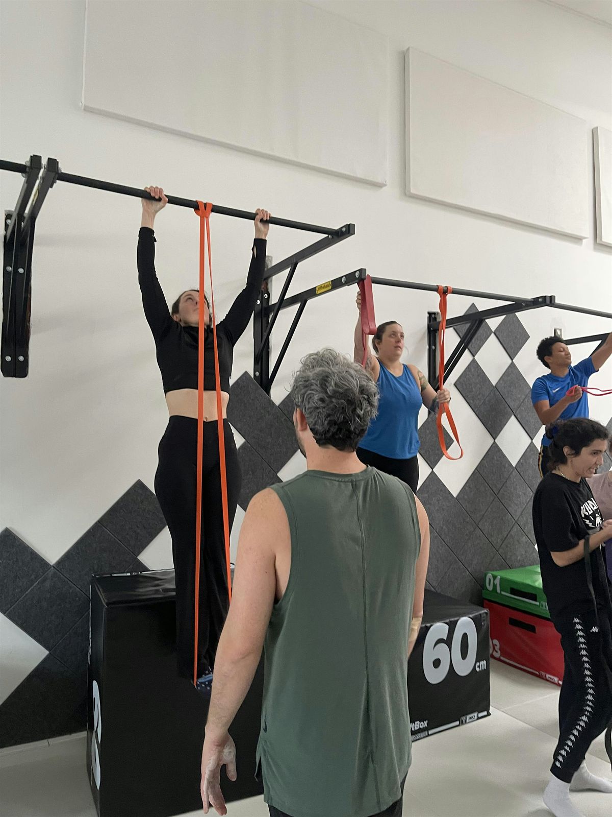 Bar Muscle-Up  Workshop (Beginners)- 1PUC (Date #1)