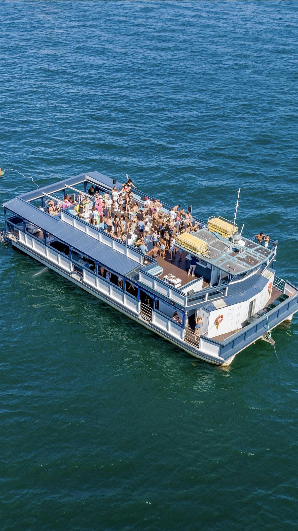 Dreamland Harbour Boat Cruise