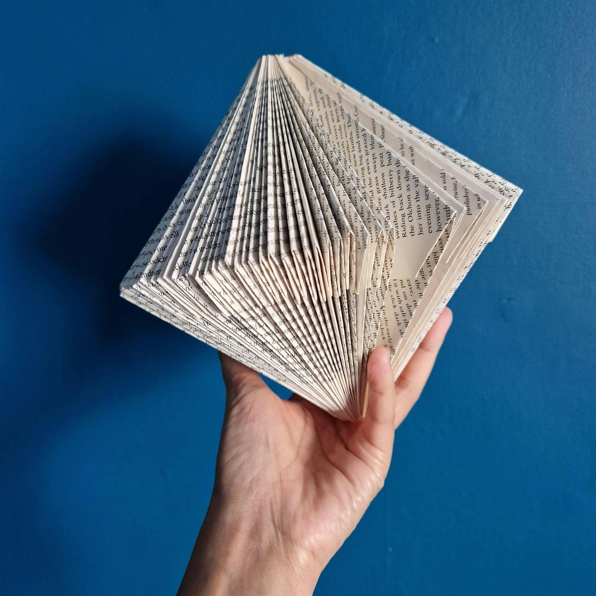 Reconnect Mindfulness - Mindful Book Folding