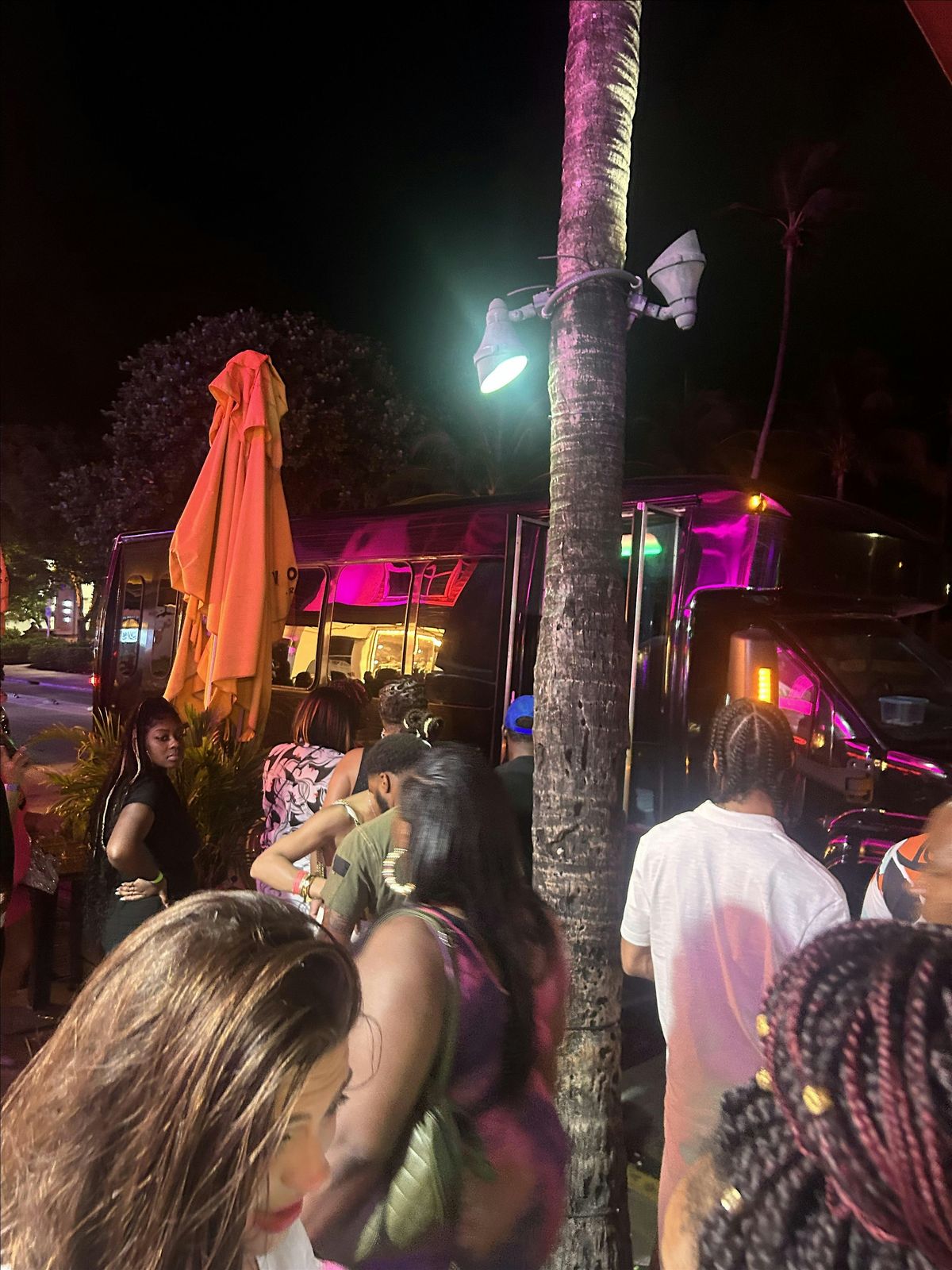 Miami gone wild party tour bus!