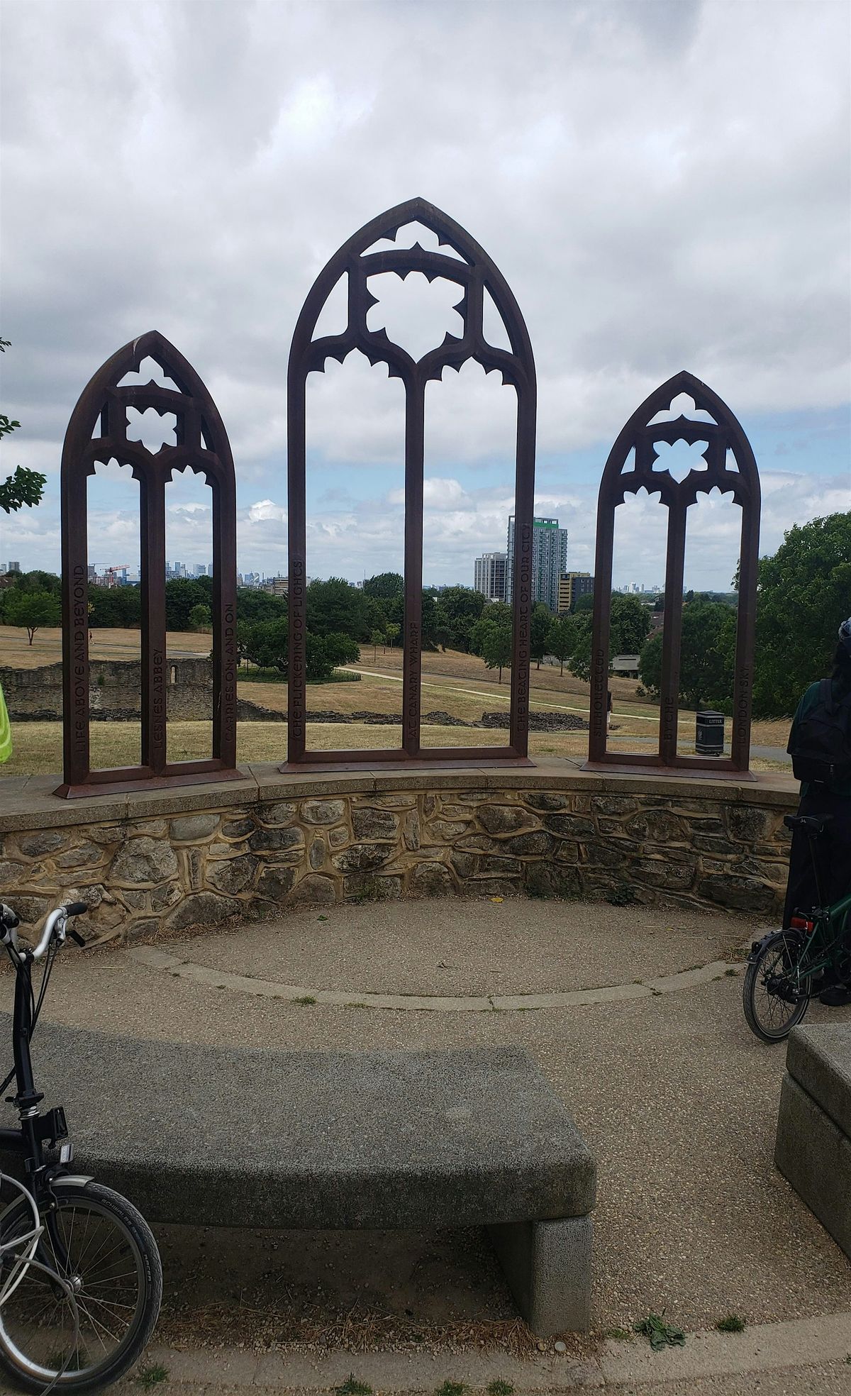 Kweens and Kings Cycle Group Do Lesney Woods  Let's Get Together!