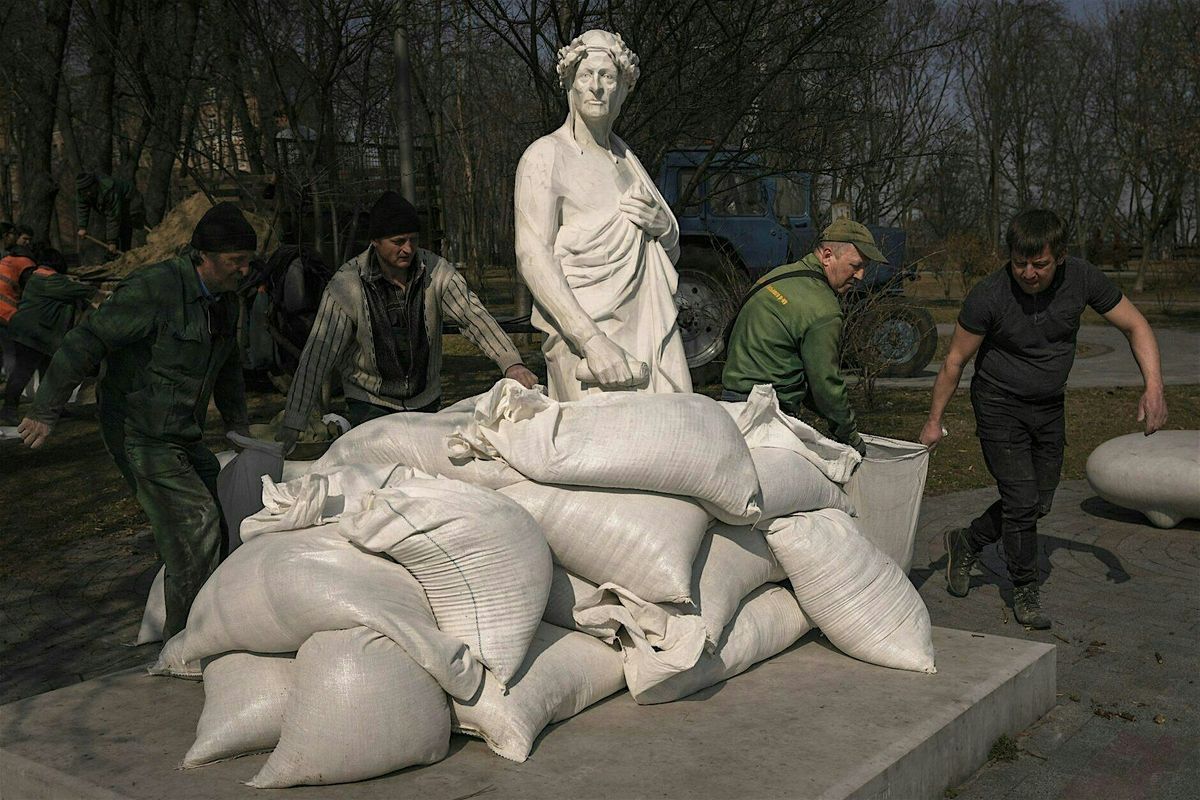 Ukraine and Russia: Writing History in the Time of War