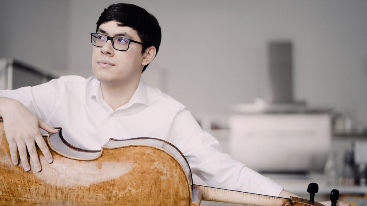 Music Worcester Presents: Zlatomir Fung | Bach Cello Suites