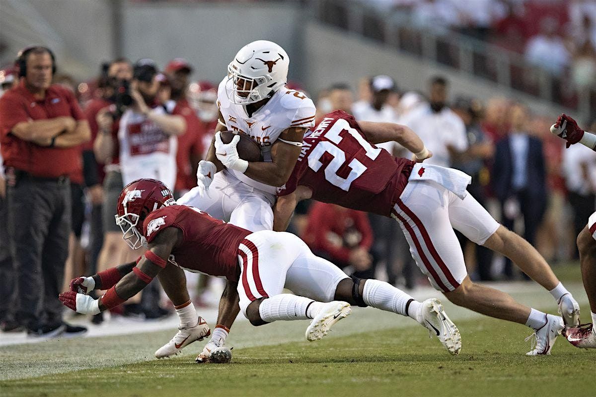 Galveston Bay Area Texas Exes Game Watch:  #3 Longhorns @ Arkansas