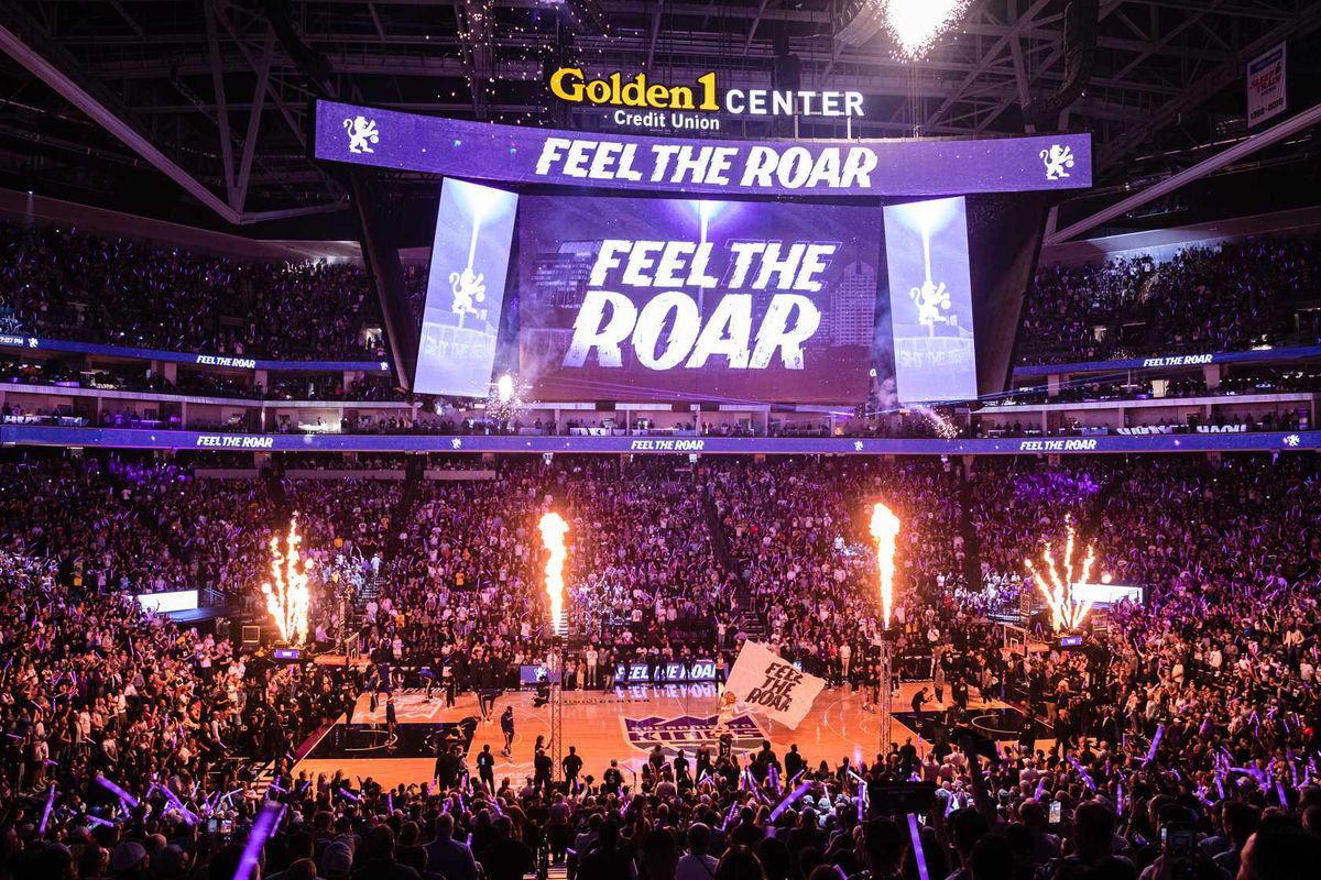 Golden State Warriors at Sacramento Kings at Golden 1 Center