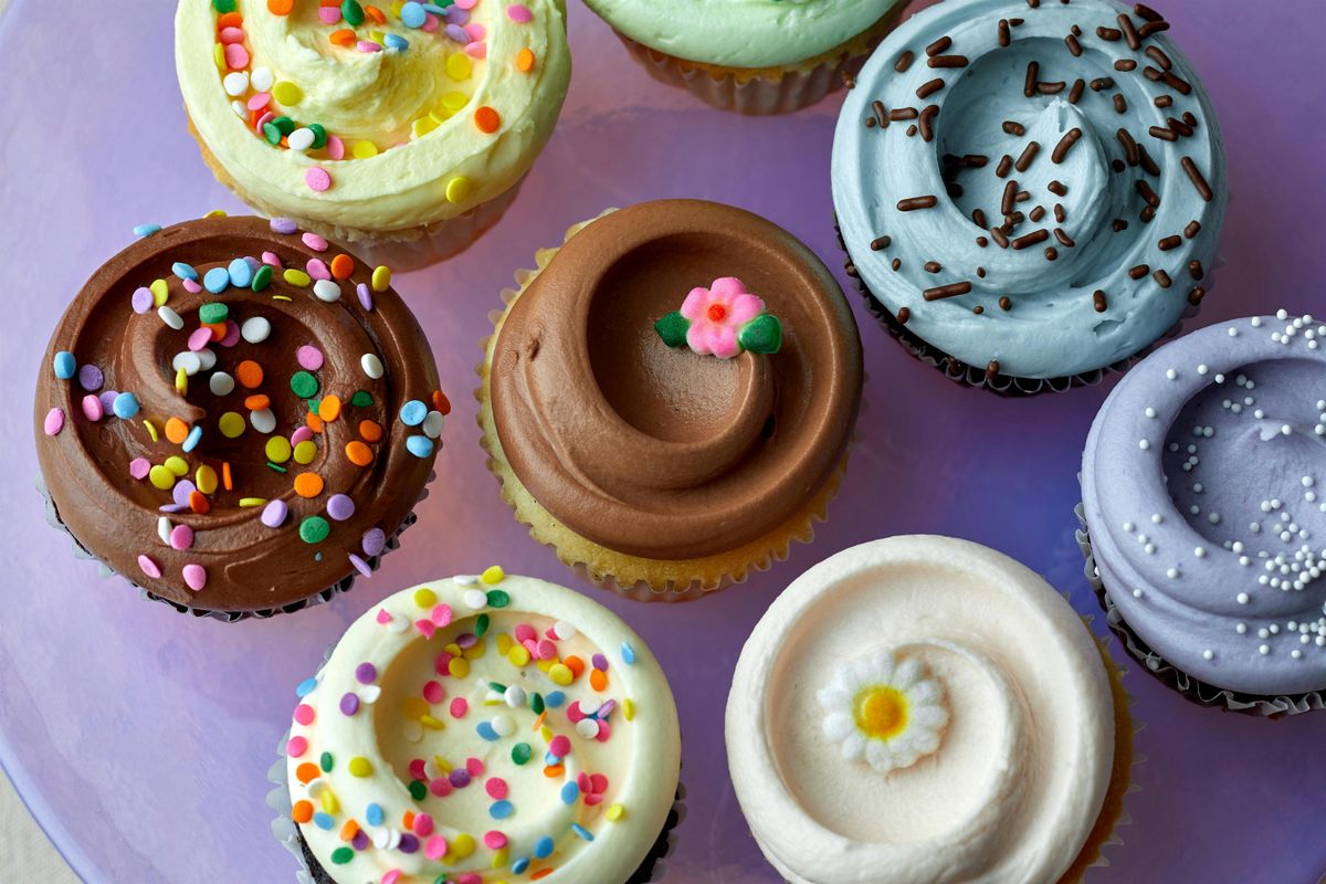 Magnolia Bakery - Cupcake Decorating Class  (LA)