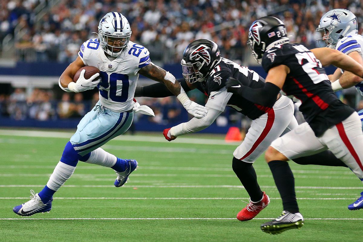 Dallas Cowboys vs. Atlanta Falcons Live on the Jumbo-tron