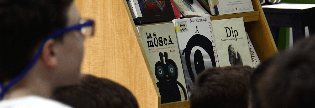 Taller para escuelas: Universos de papel