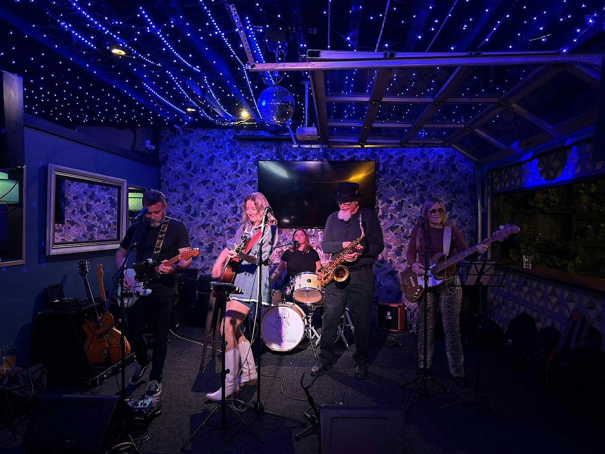 Live Music Sundays with Dolly's Revenge