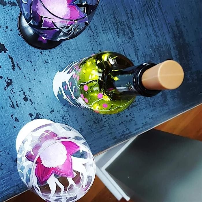 Wine Glass & Light up Bottle Set MarketSpot