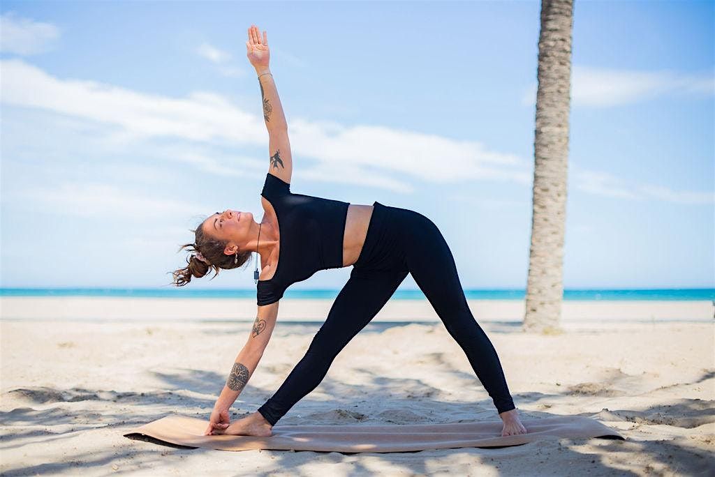 Beach Yoga & Almuerzo entre mujeres emprendedoras