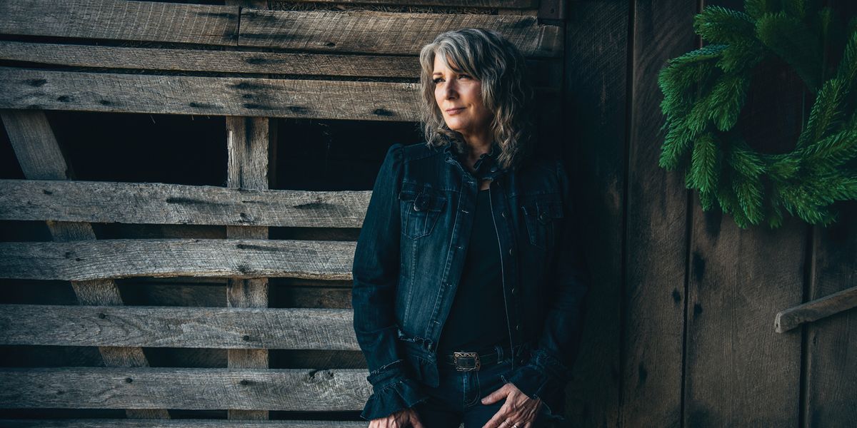 A Winter Gathering with Kathy Mattea - Good News and Other Favorites