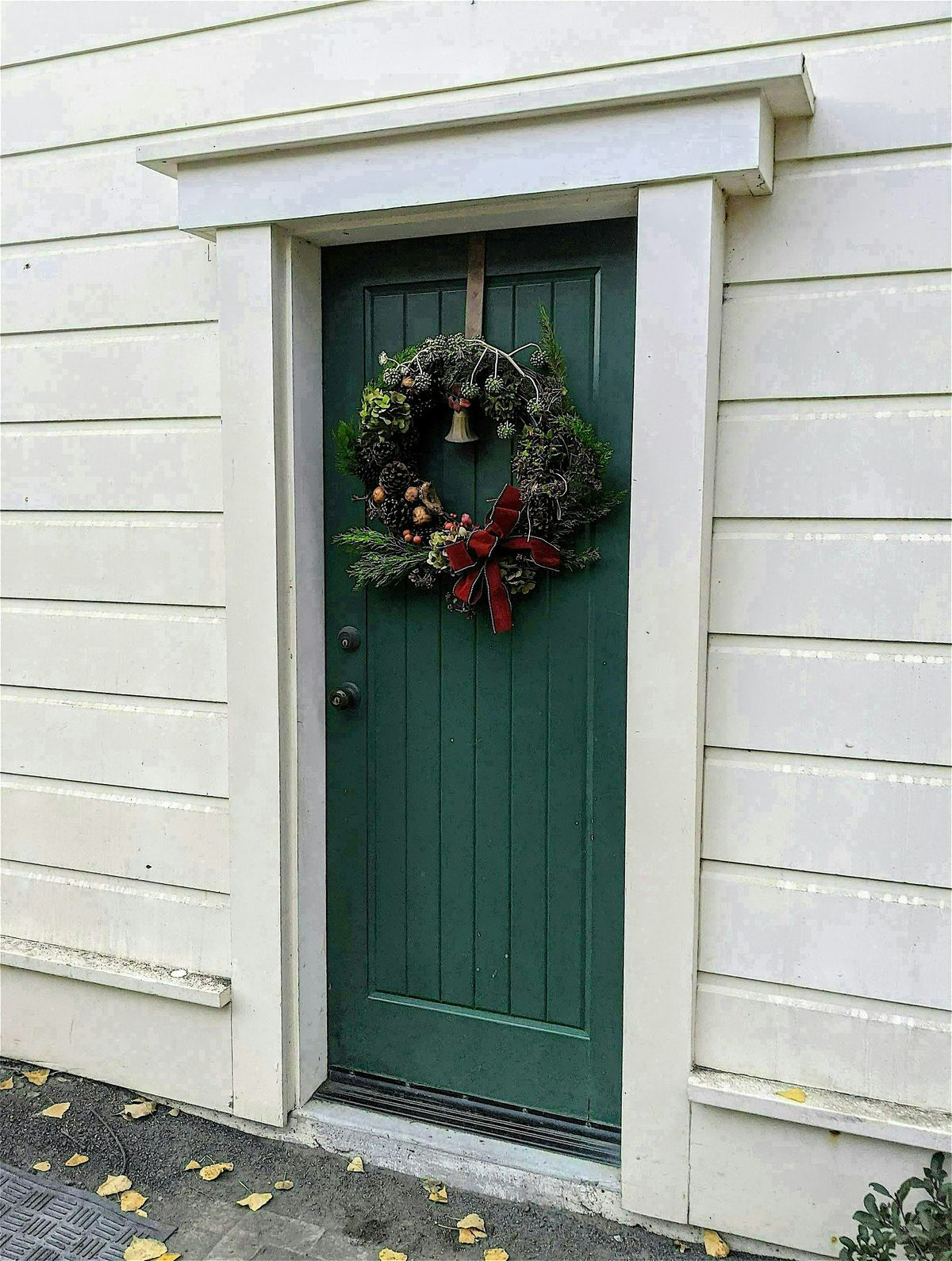 Quaint Victorian Holiday\u2014featuring Lyric Theatre Victorian Carolers