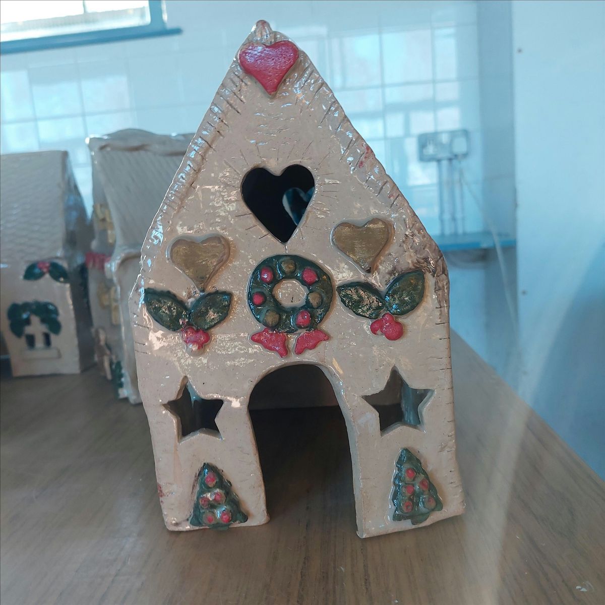 CLAY GINGERBREAD HOUSE 18+ YRS