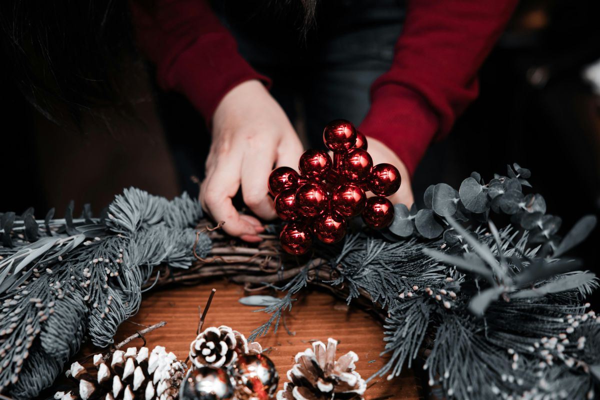 Ratany Bloom's Annual Christmas Wreath Workshop: The Festive Twine