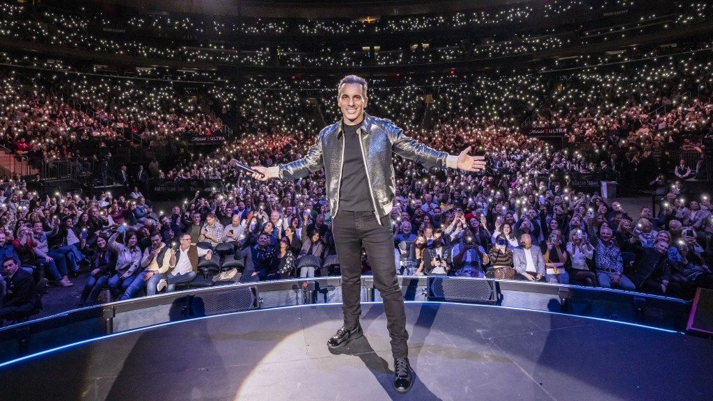 Sebastian Maniscalco at Rogers Arena