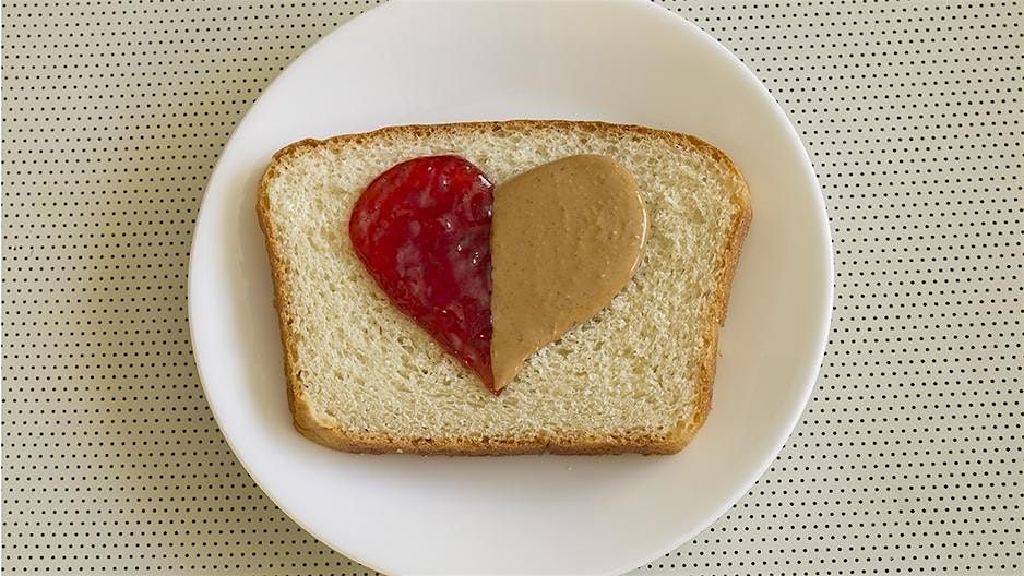 (FTNNE & New Cambridge Project Open Jam day. - PBJ Sandwich making party.