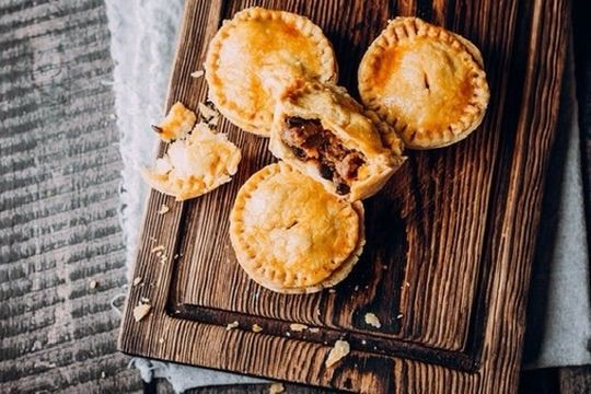 Festive Pie and Puddinn