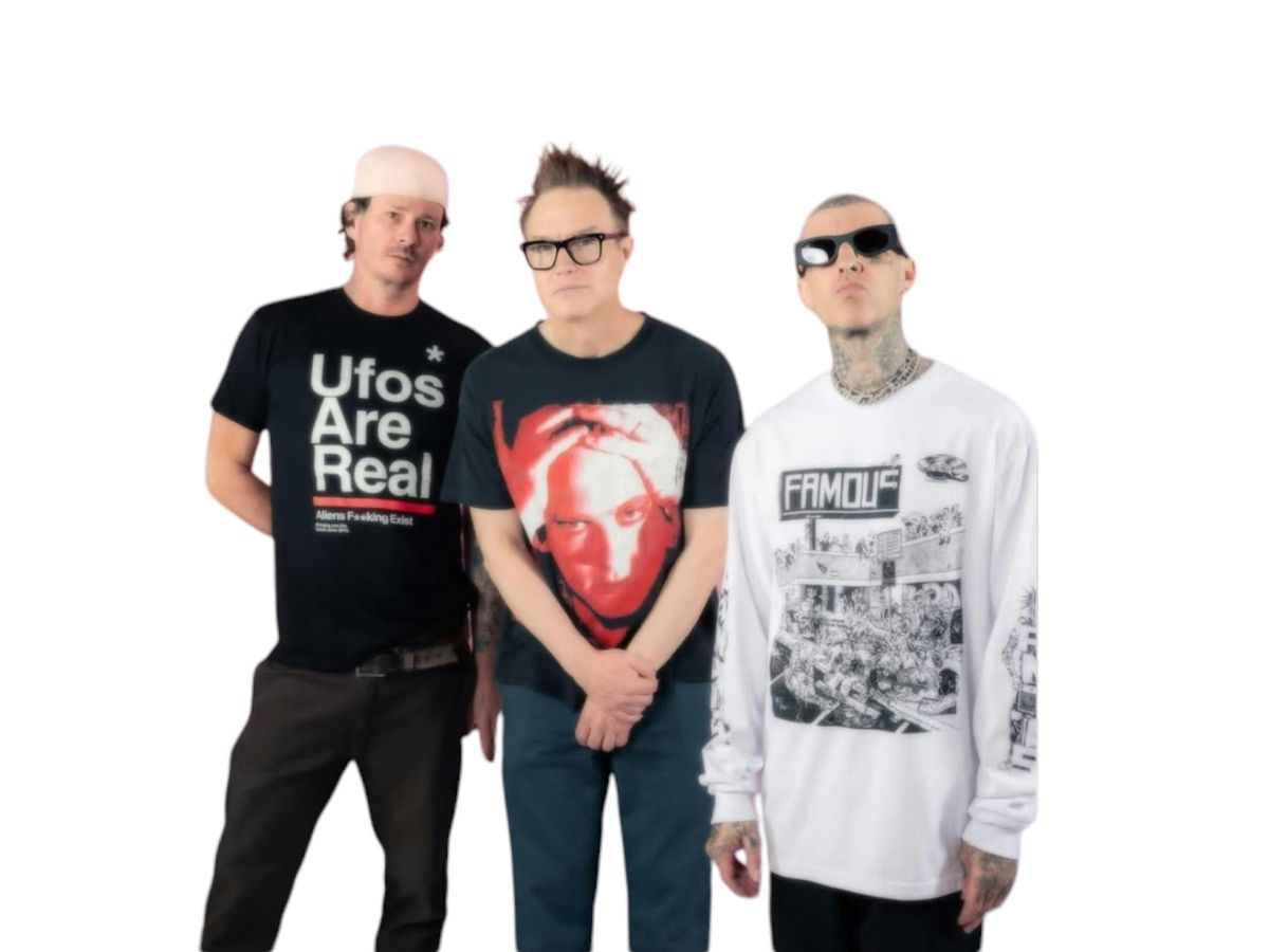 Blink 182 - Camping, Suites, Parking\/Tailgating