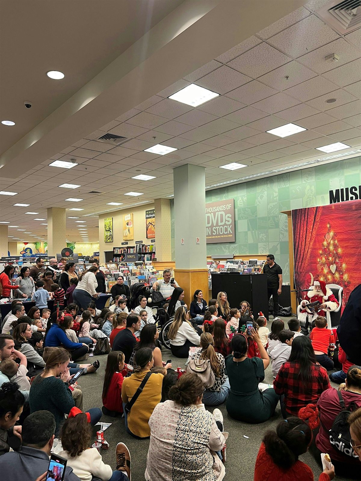 Storytime with Santa at Barnes and Noble