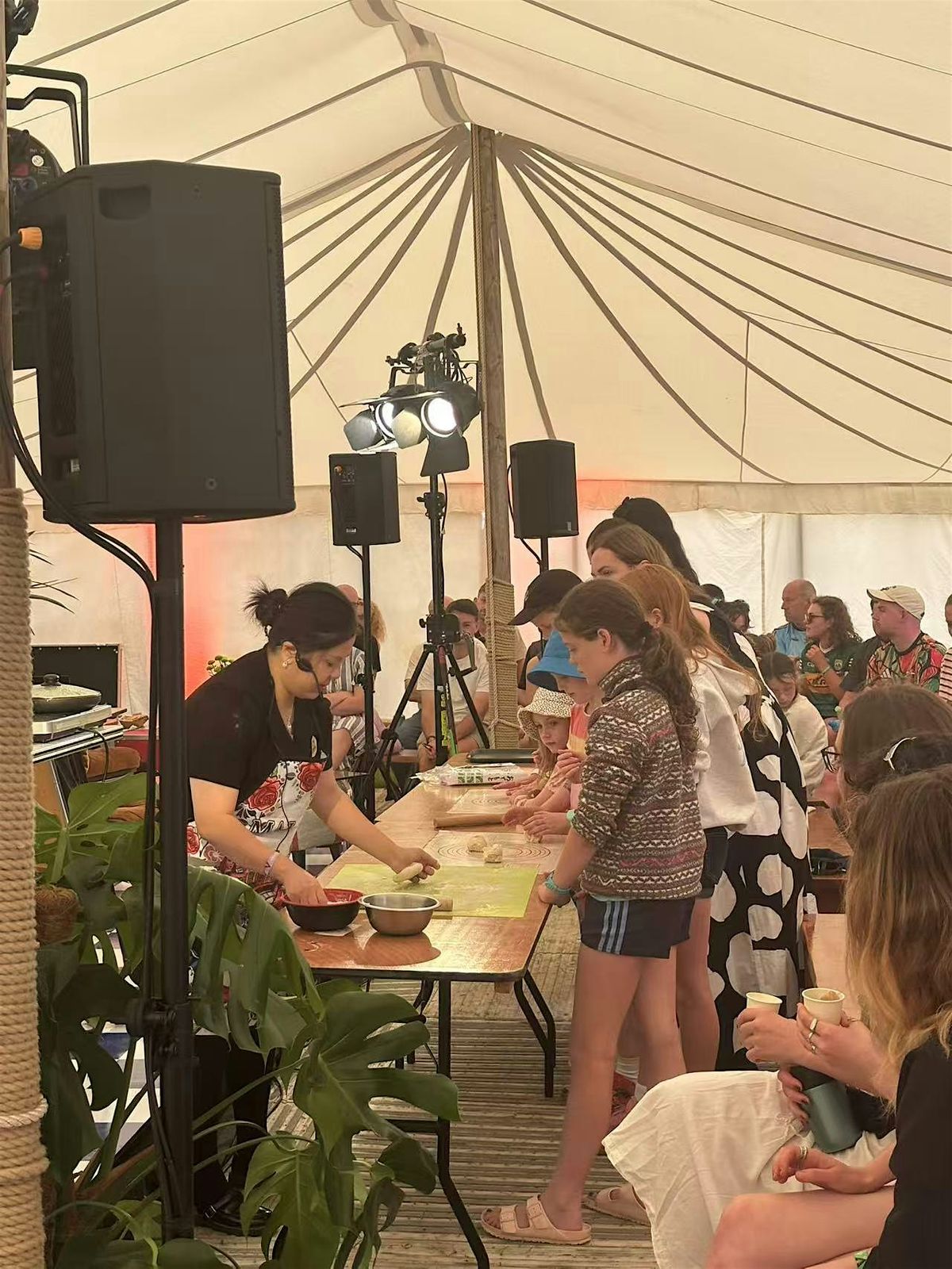 Halloween Dumpling Party with Kid