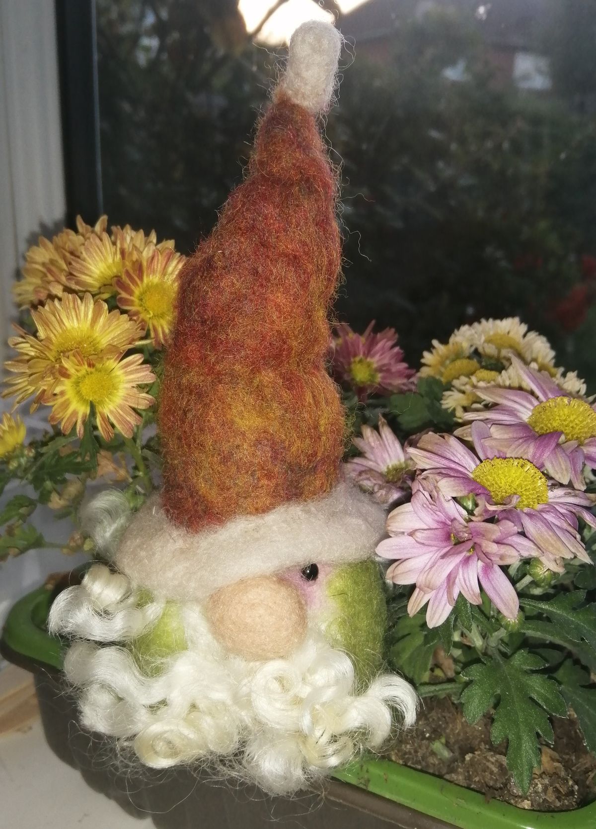 A festive needle-felting Workshop, with Lorna.