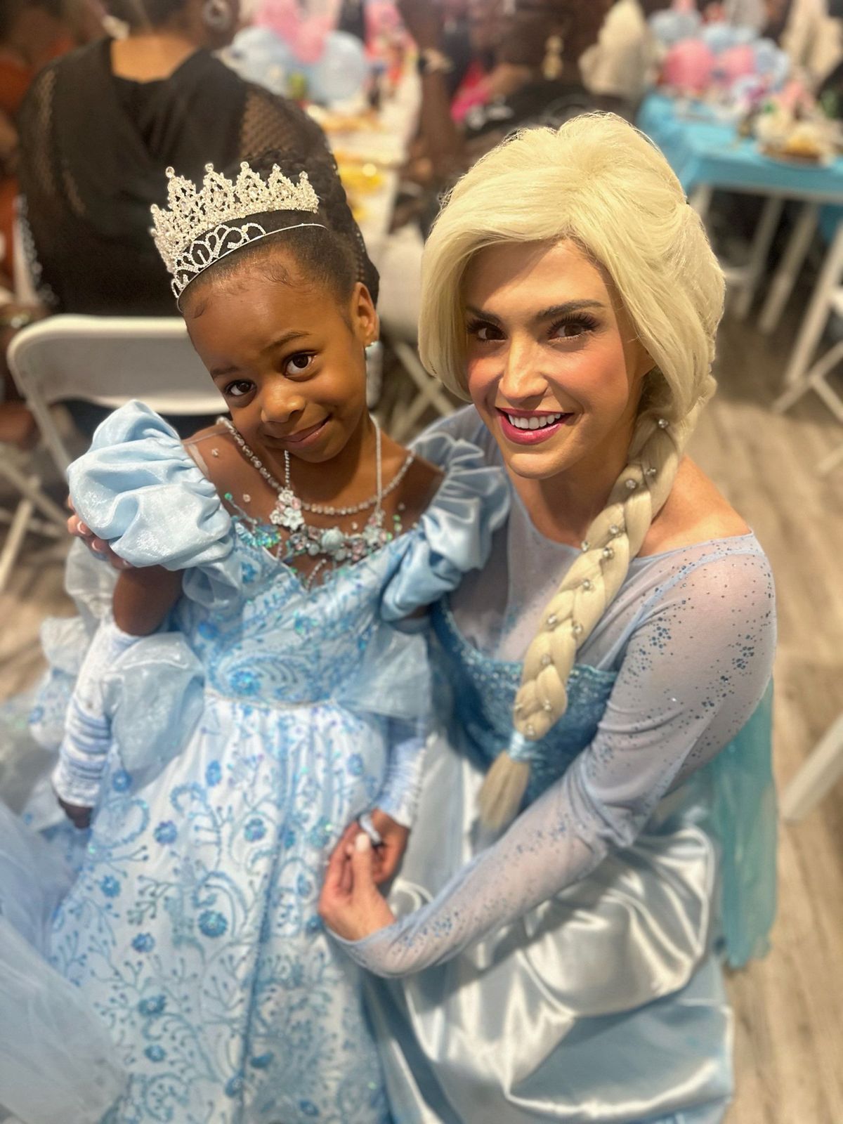 \u2744\ufe0f\u2728 Frozen-Themed Tea Party with Princess Elsa at MY Play Cafe-Northland KC! \ud83e\uded6\ud83d\udc51