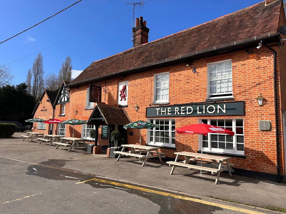 Free Tarot Card Reading at The Red Lion Margaretting