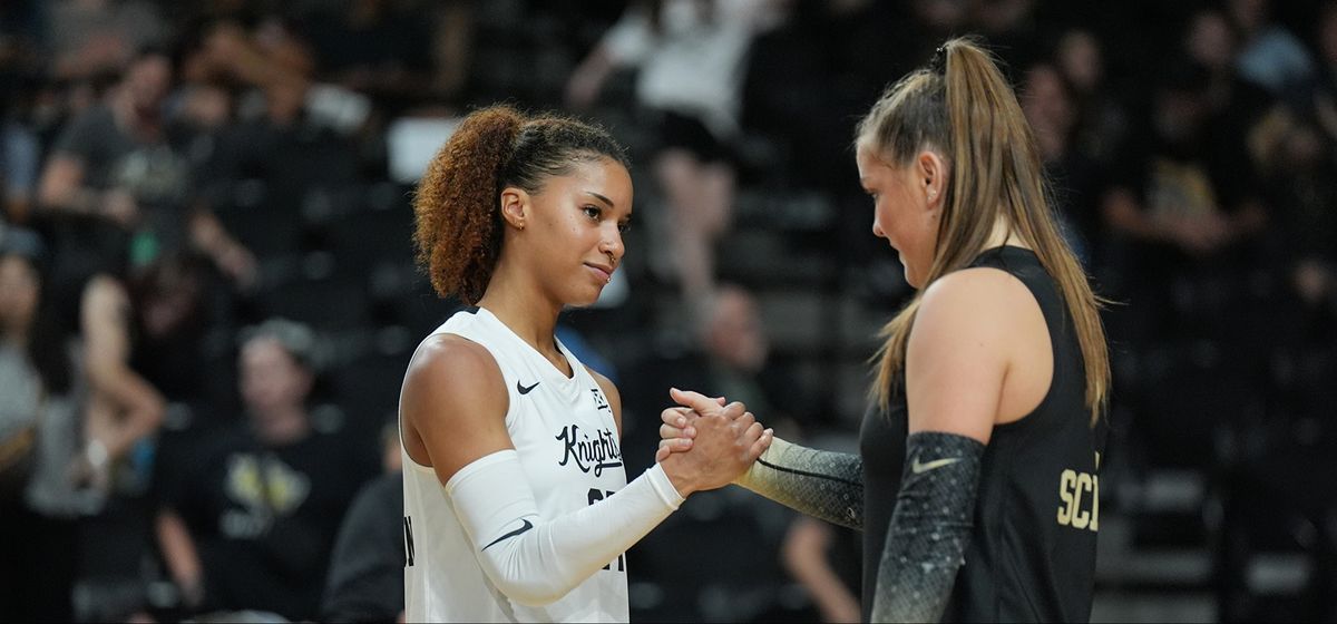 UCF Knights at Utah Utes Womens Volleyball