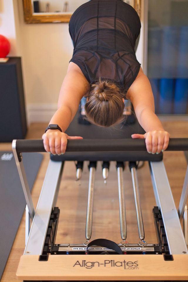 4 week Absolute Beginners Reformer Pilates mini course with Ana