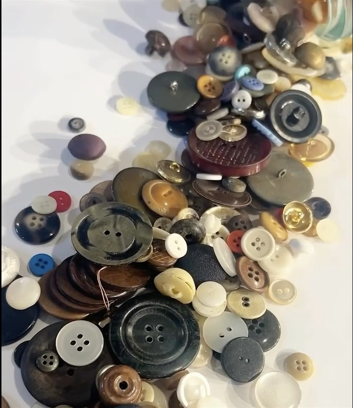 Vintage Button Sewing Workshop - the new IT accessory!